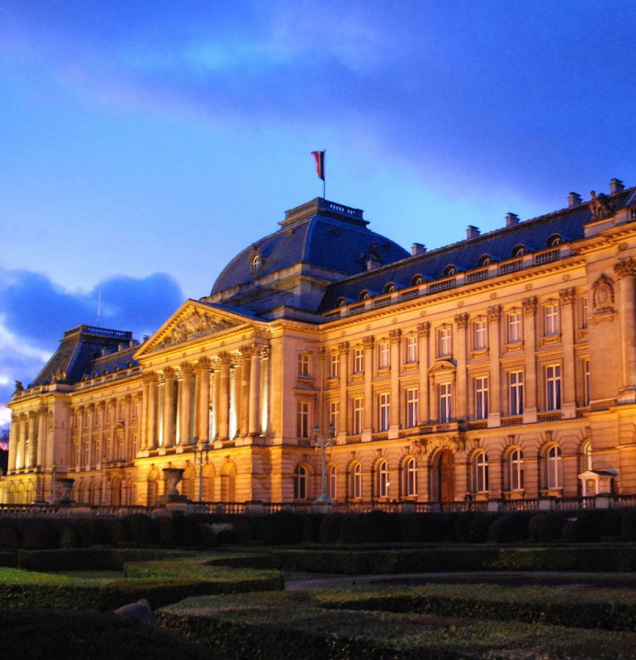 L’année royale 2015-2016 compilée par “Place Royale” à découvrir au palais cet été